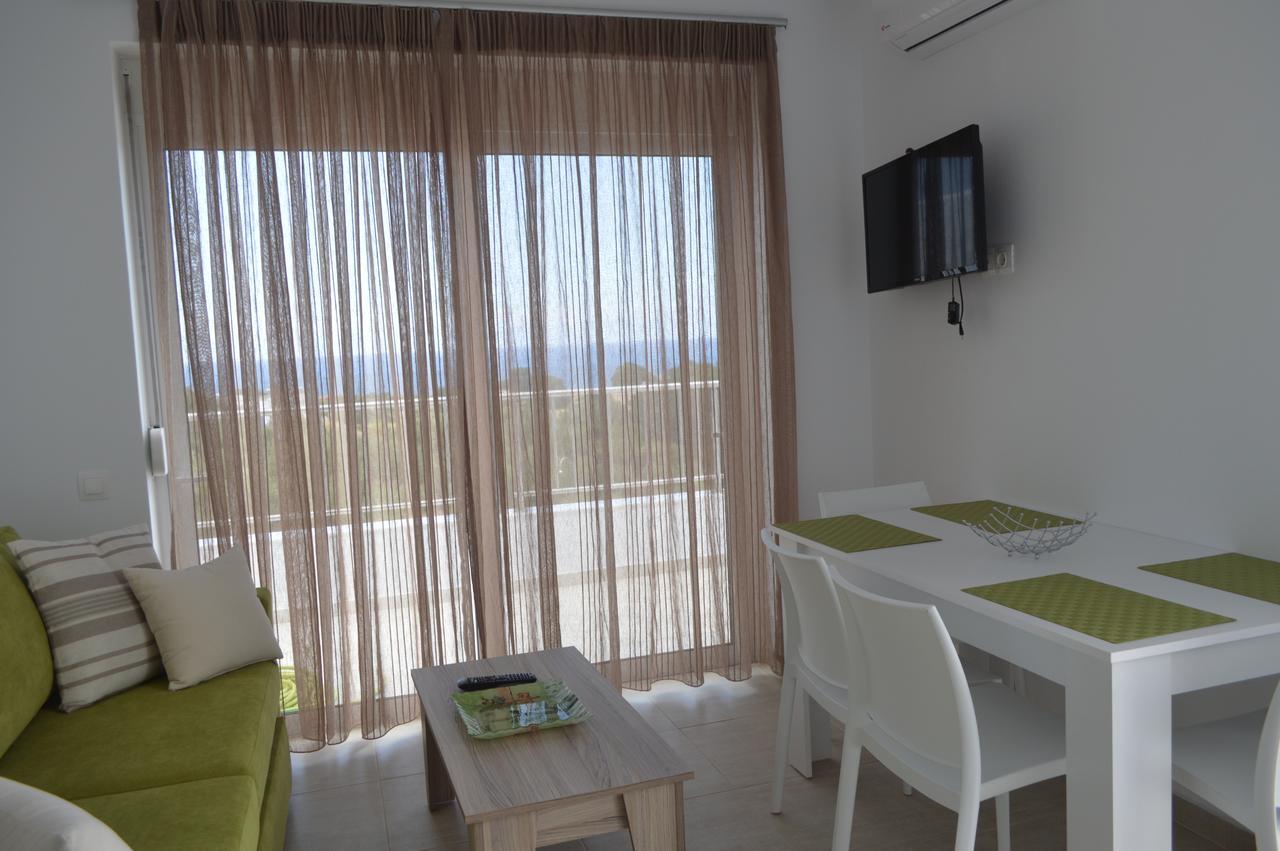 Gennadi Gardens Exclusive Apartments Exterior photo